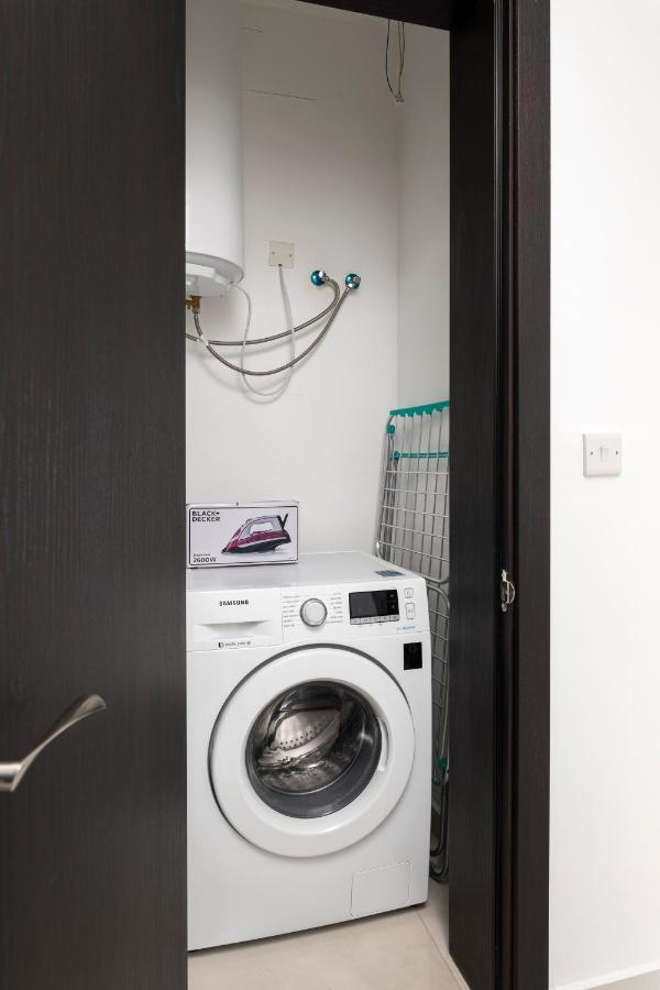 Modern 3Br Stylish Apartment With Large Balcony - Close To St Julians And St Georges Bay Is-Swieqi Eksteriør bilde